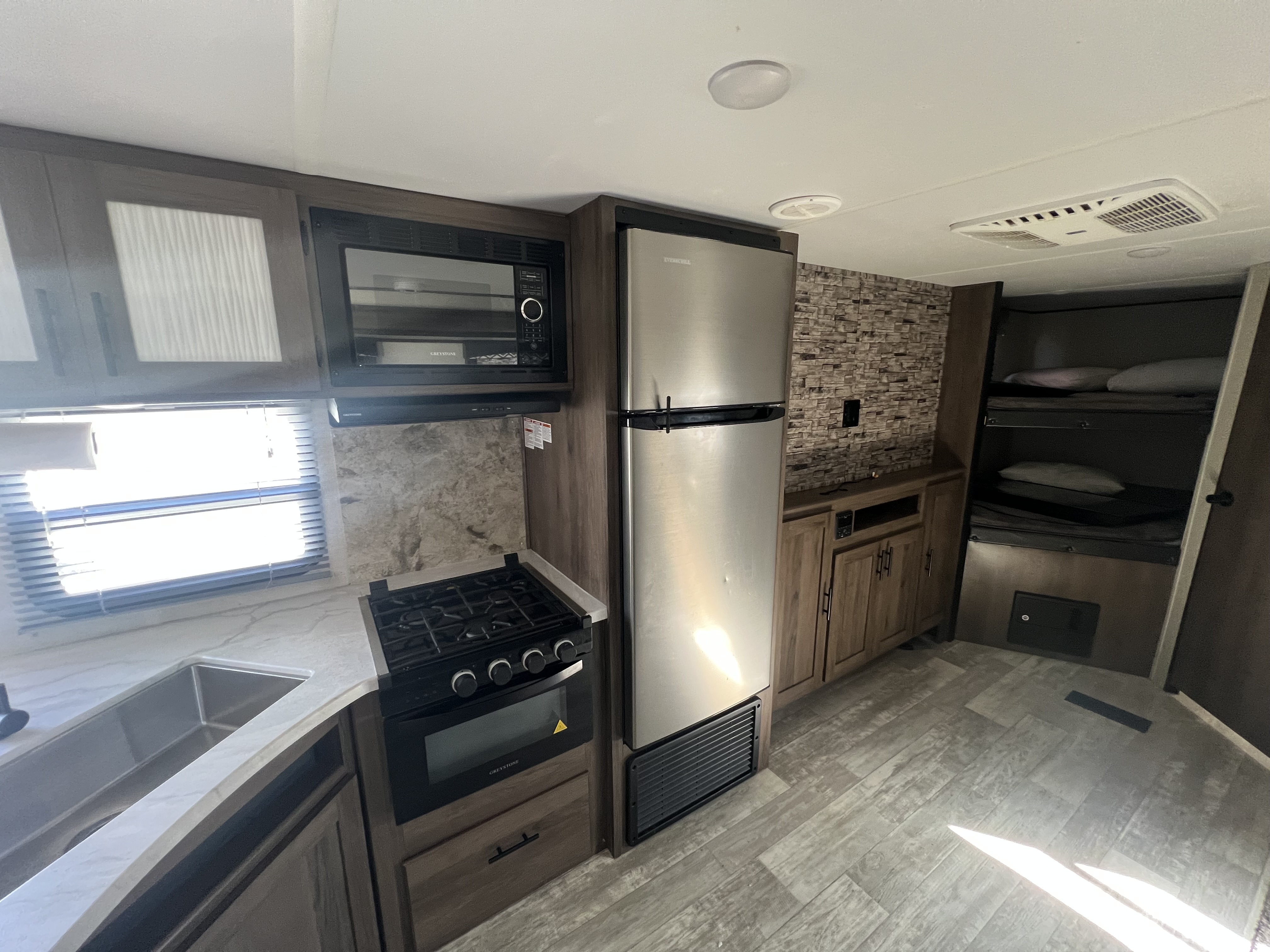 2021 Prime Time RV Avenger Travel Trailer
