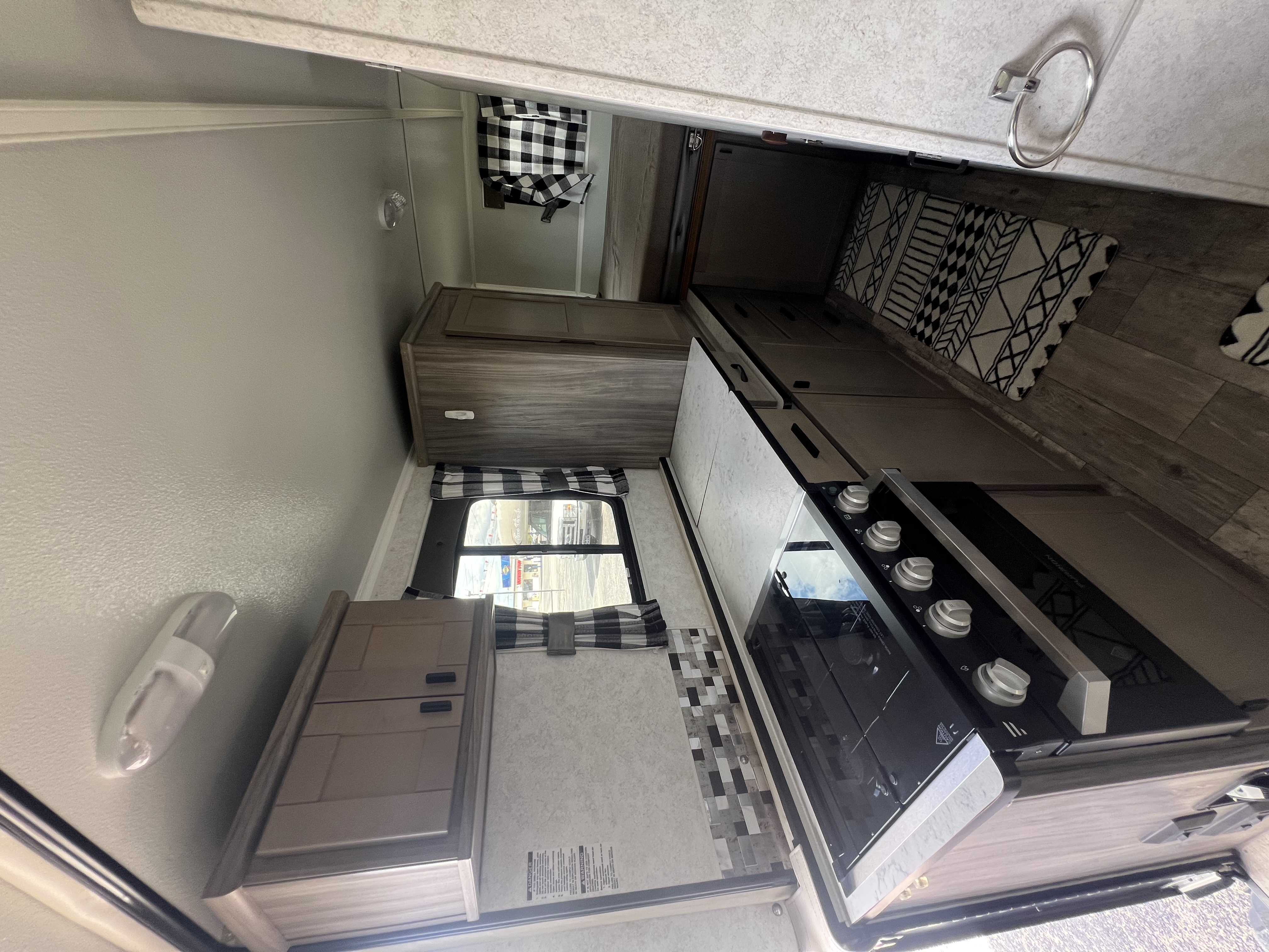 2021 TrailManor 2720 Series Travel Trailer
