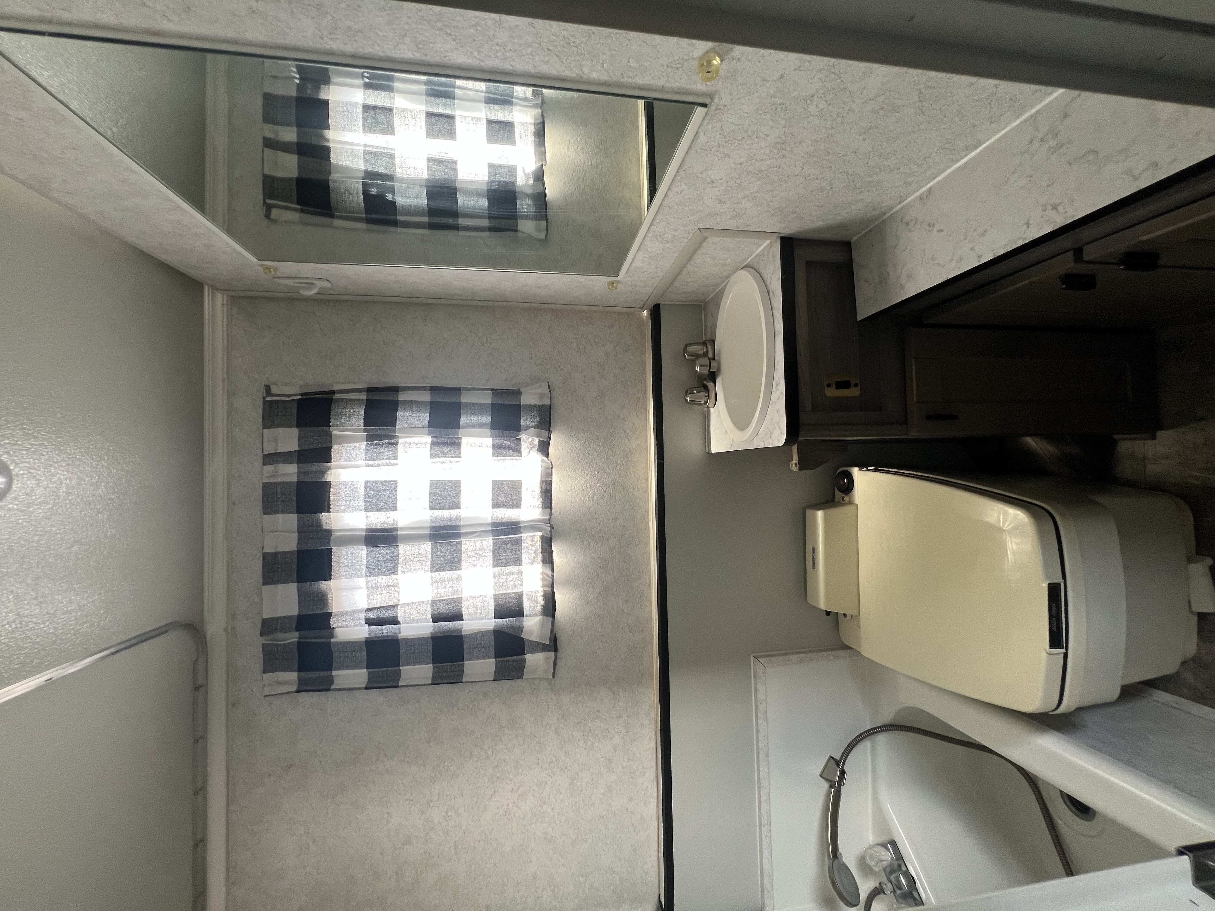 2021 TrailManor 2720 Series Travel Trailer