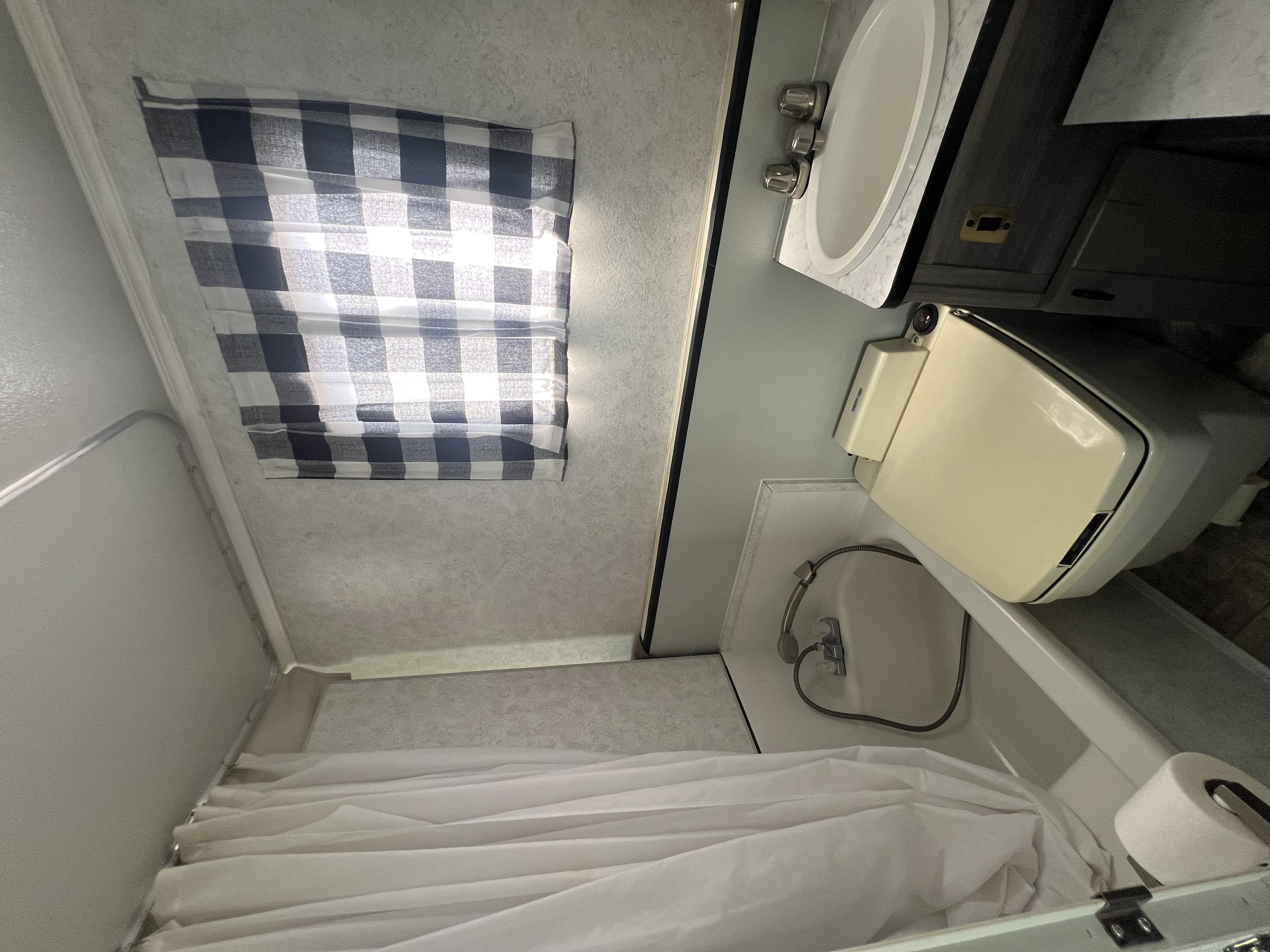 2021 TrailManor 2720 Series Travel Trailer